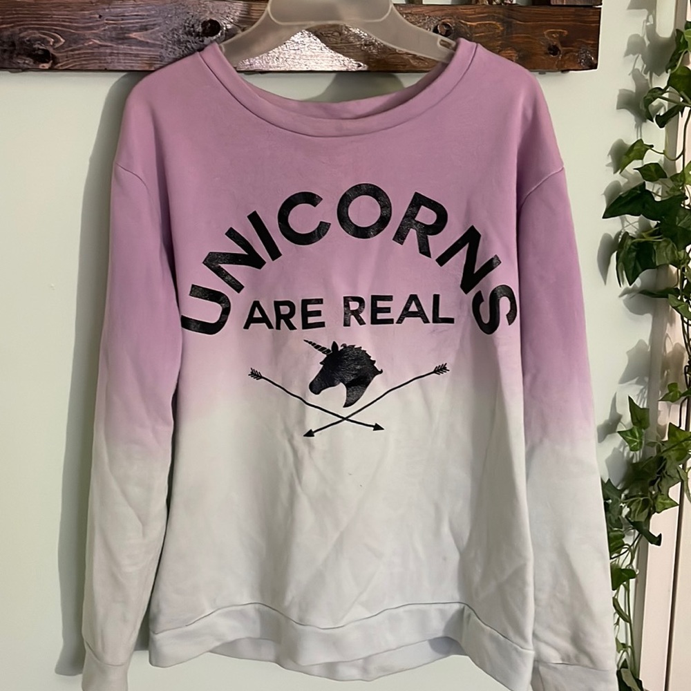 “Unicorns are real” ombre crewneck